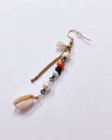 Stay Calma - Shell single earring