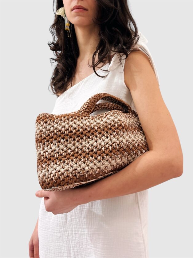 Stay Calma - Capuccino crochet bag (L)
