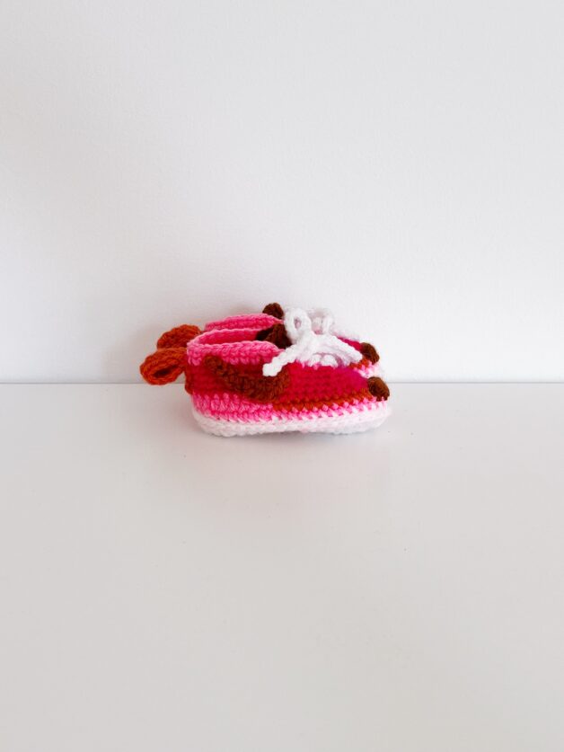 Stay Calma - Crochet Nike (Eva)