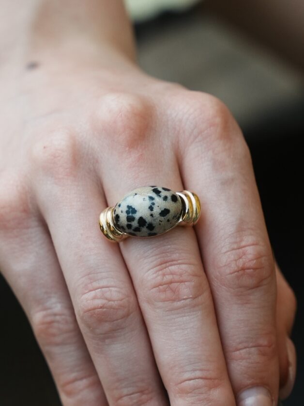 Stay Calma - Stone ring