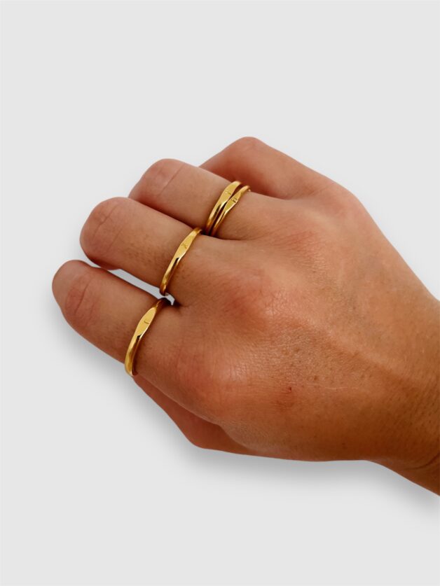 Stay Calma - Letter ring (gold)