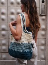 Stay Calma - Baby blue crochet bag (L)