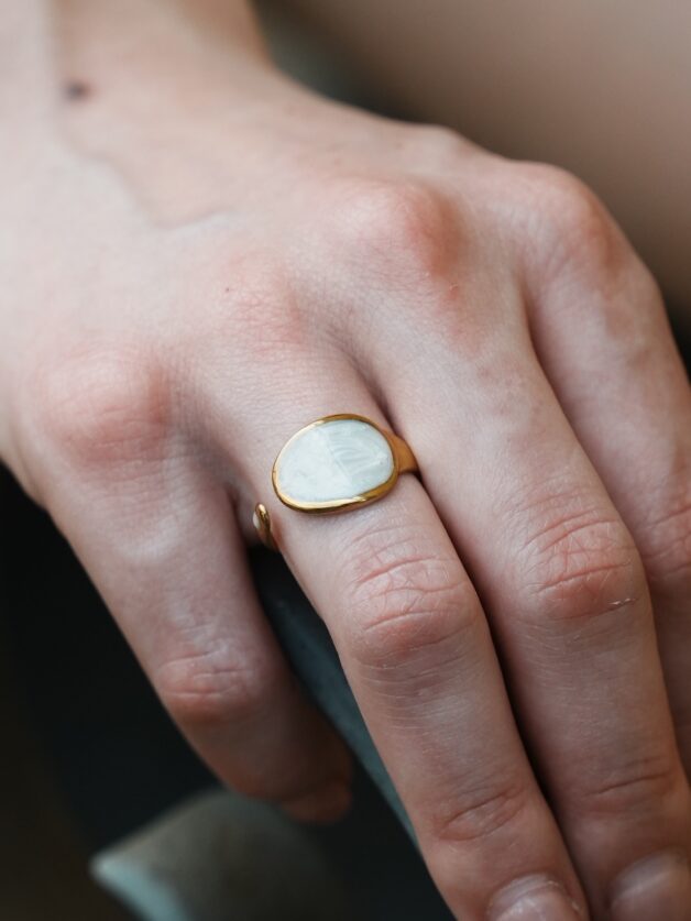 Stay Calma - White enamel ring