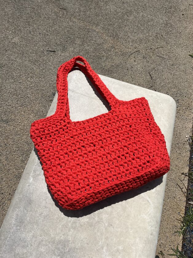 Stay Calma - Red crochet bag (L)